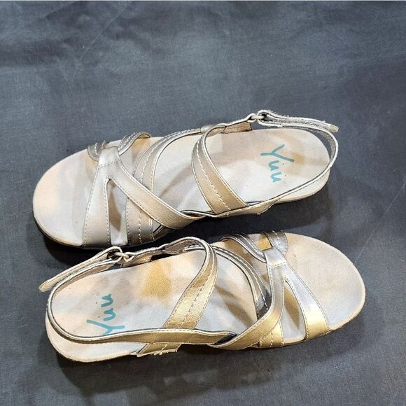 YUU WOMEN'S OPEN-TOE MULTI-STRAPS SLIP-ON SANDAL - Picture 6 of 16